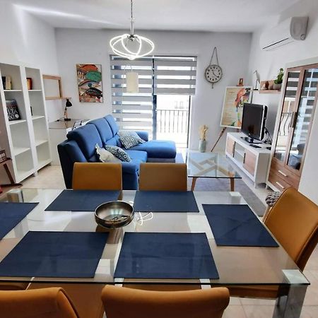 Spacious Side-Sea View Apartment At St Paul'S Bay St. Paul's Bay Exterior foto