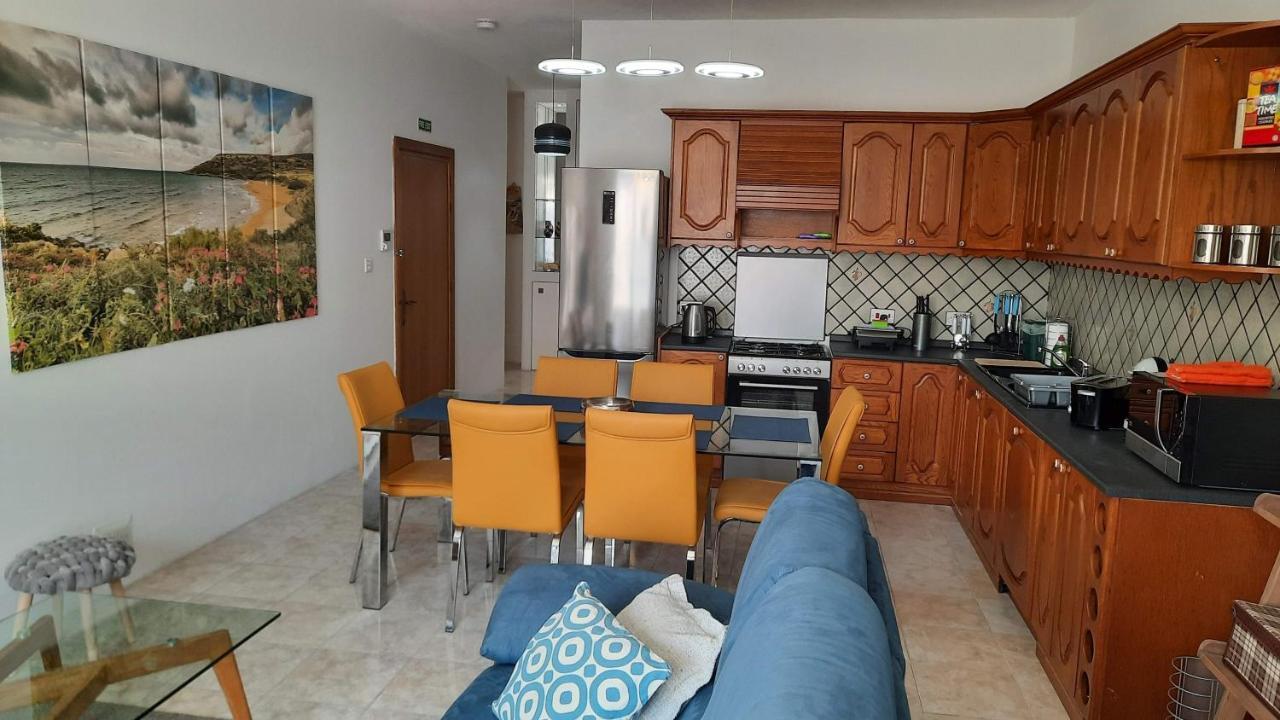 Spacious Side-Sea View Apartment At St Paul'S Bay St. Paul's Bay Exterior foto